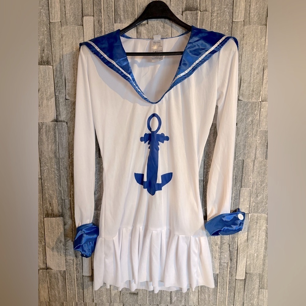Sailor costume with Blue Accents